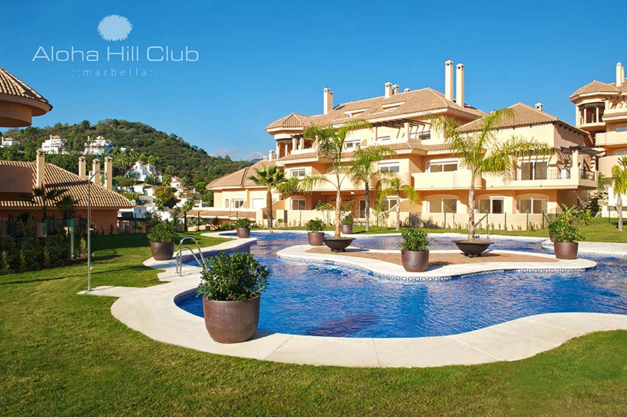 Aloha Hill Club Lluxury 5 Star Golf Resort Near Puerto Banus And Marbella Bagian luar foto