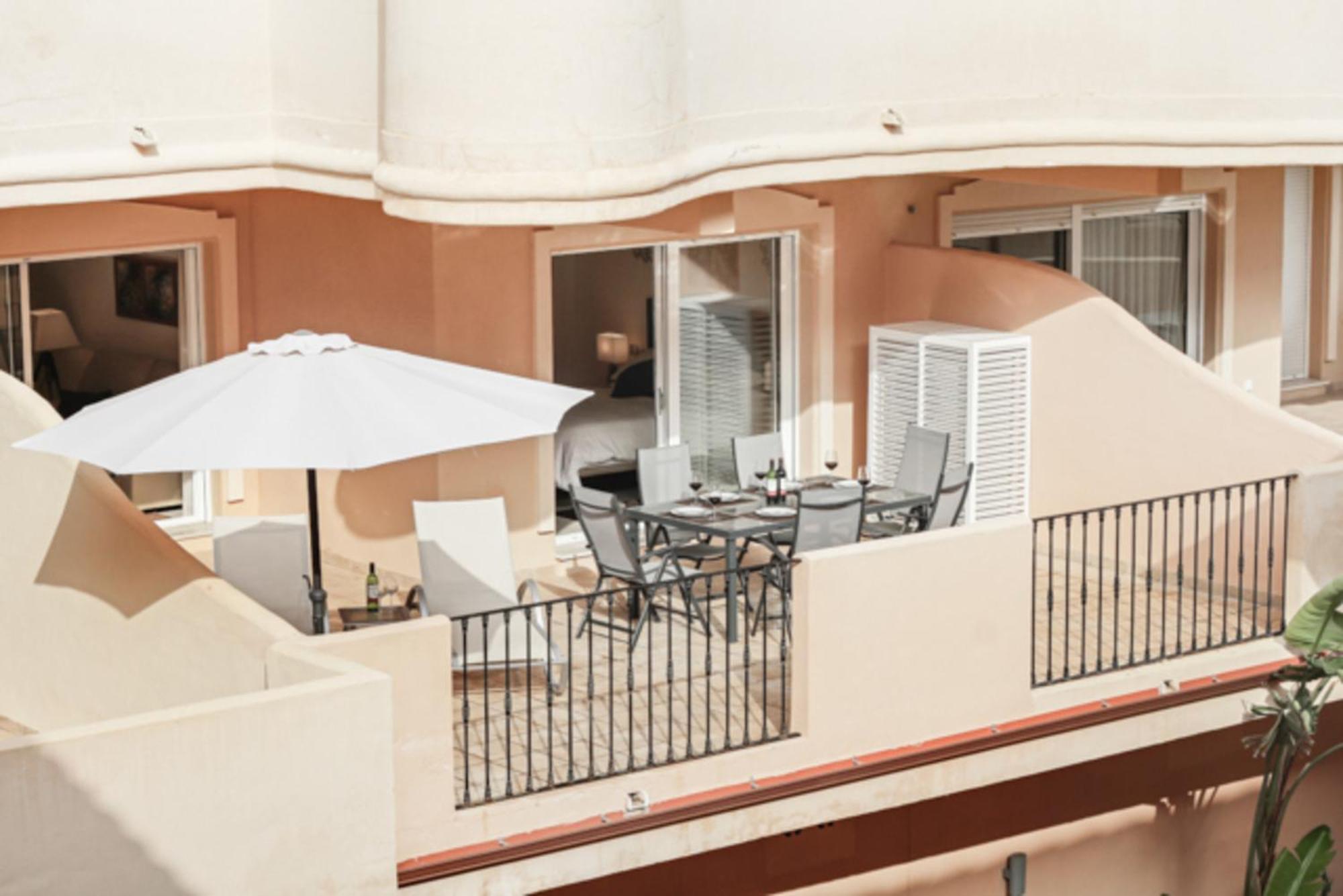 Aloha Hill Club Lluxury 5 Star Golf Resort Near Puerto Banus And Marbella Bagian luar foto