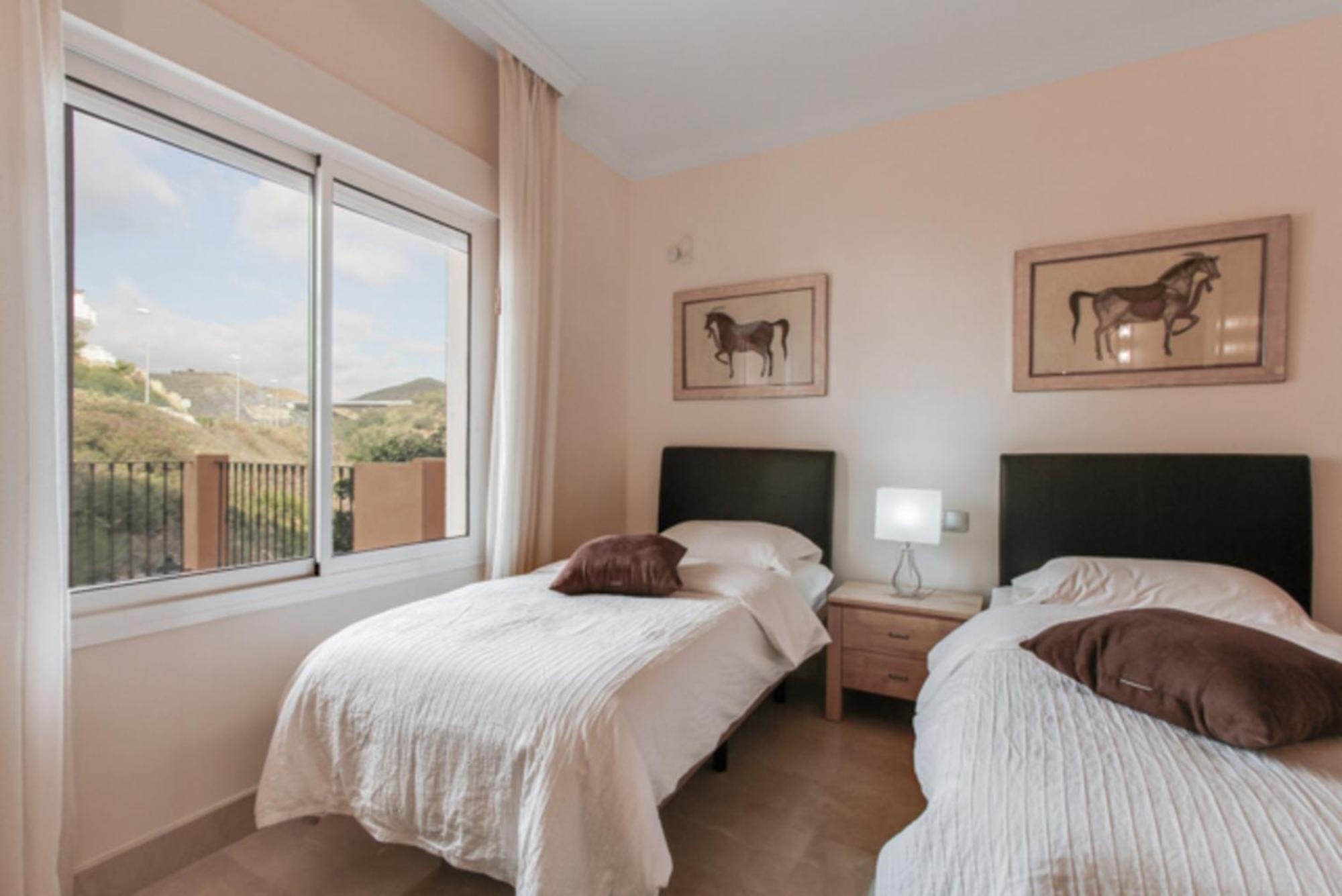 Aloha Hill Club Lluxury 5 Star Golf Resort Near Puerto Banus And Marbella Bagian luar foto